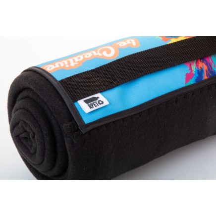 Reporta custom RPET polar blanket (AP716678-10) Reporta custom RPET polar blanket (AP716678-10)